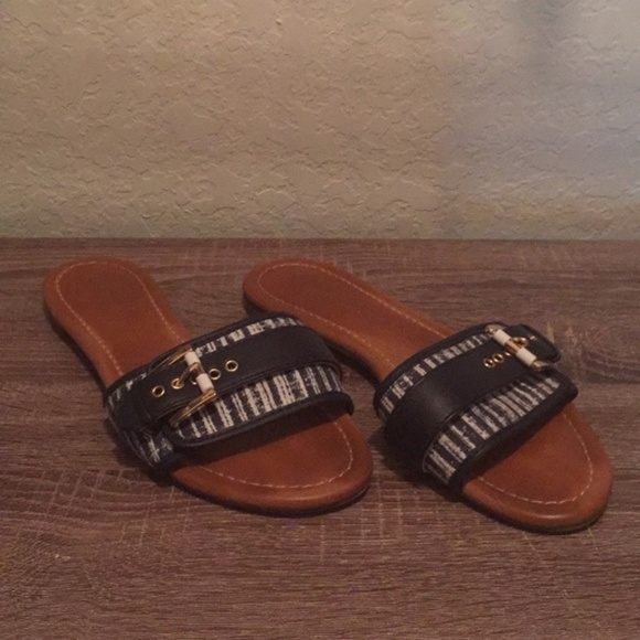 Tommy Hilfiger Shoes - Tommy Hilfiger blue and white sandal slides